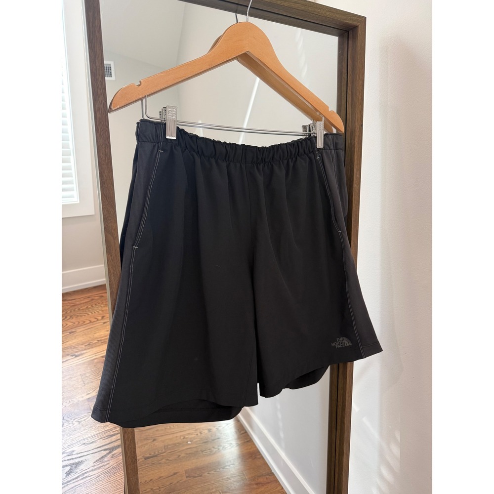 The North Face Mens FlashDry Athletic Shorts Black Liner L Regular NF0A3V16